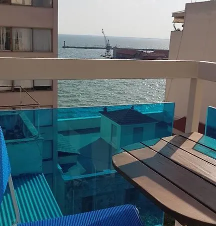 Апартаменти Thesstudio 10 *